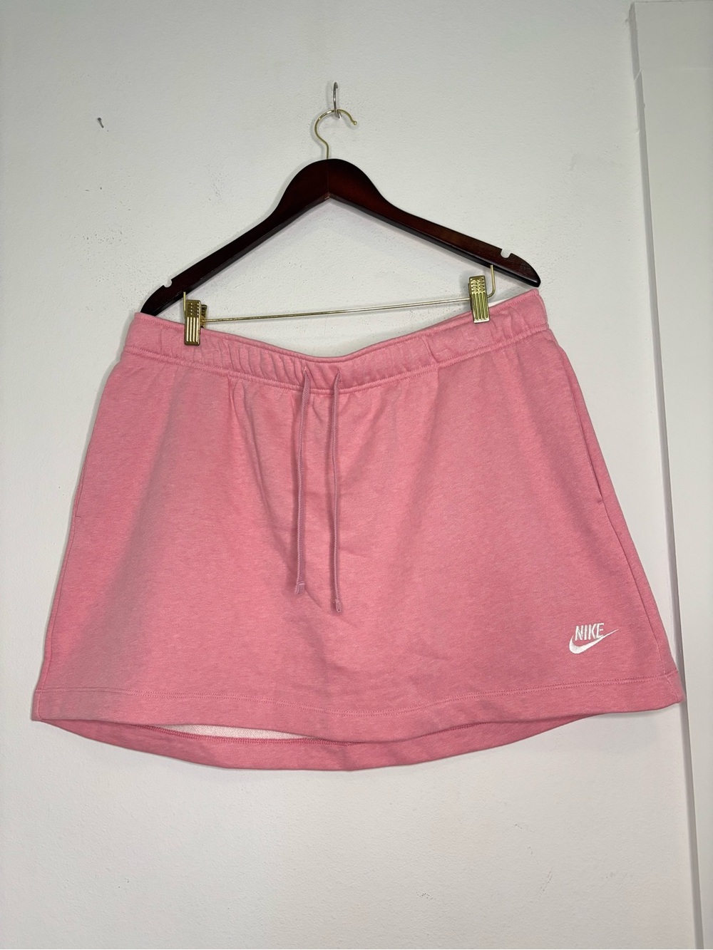 NIKE NWT BABY PINK SWEAT SKIRT SZ XL